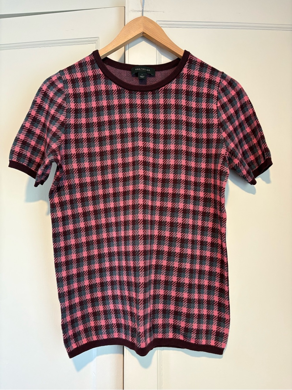 Ann Taylor Classic Plaid Short Sleeve Sweater